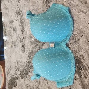 Wacoal 38DD 853115 EUC